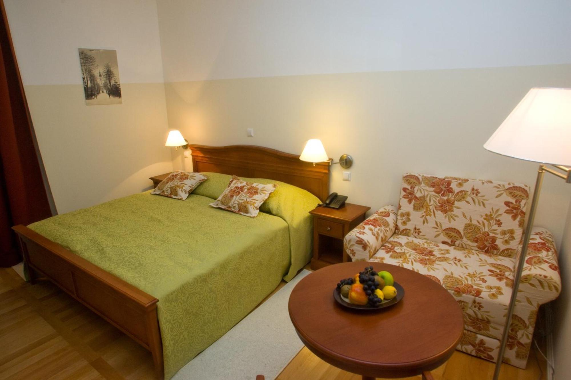 אוגולין Heritage Hotel Frankopan מראה חיצוני תמונה