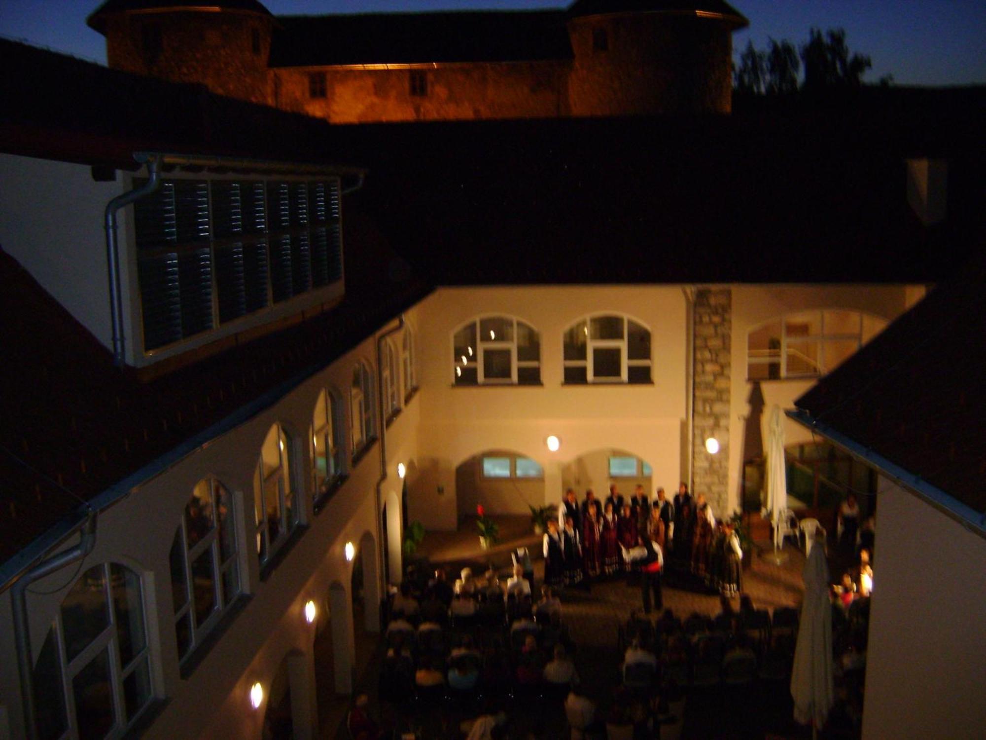 אוגולין Heritage Hotel Frankopan מראה חיצוני תמונה