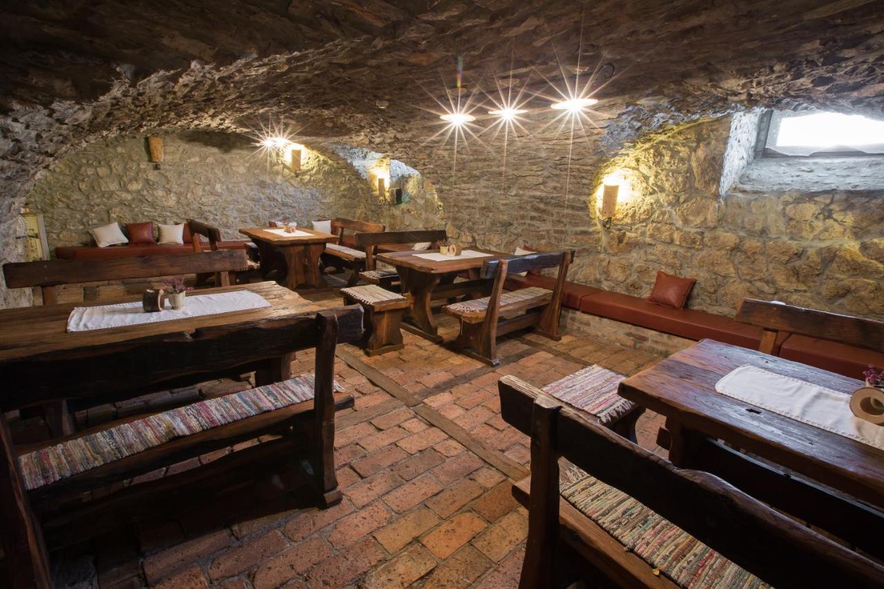 אוגולין Heritage Hotel Frankopan מראה חיצוני תמונה