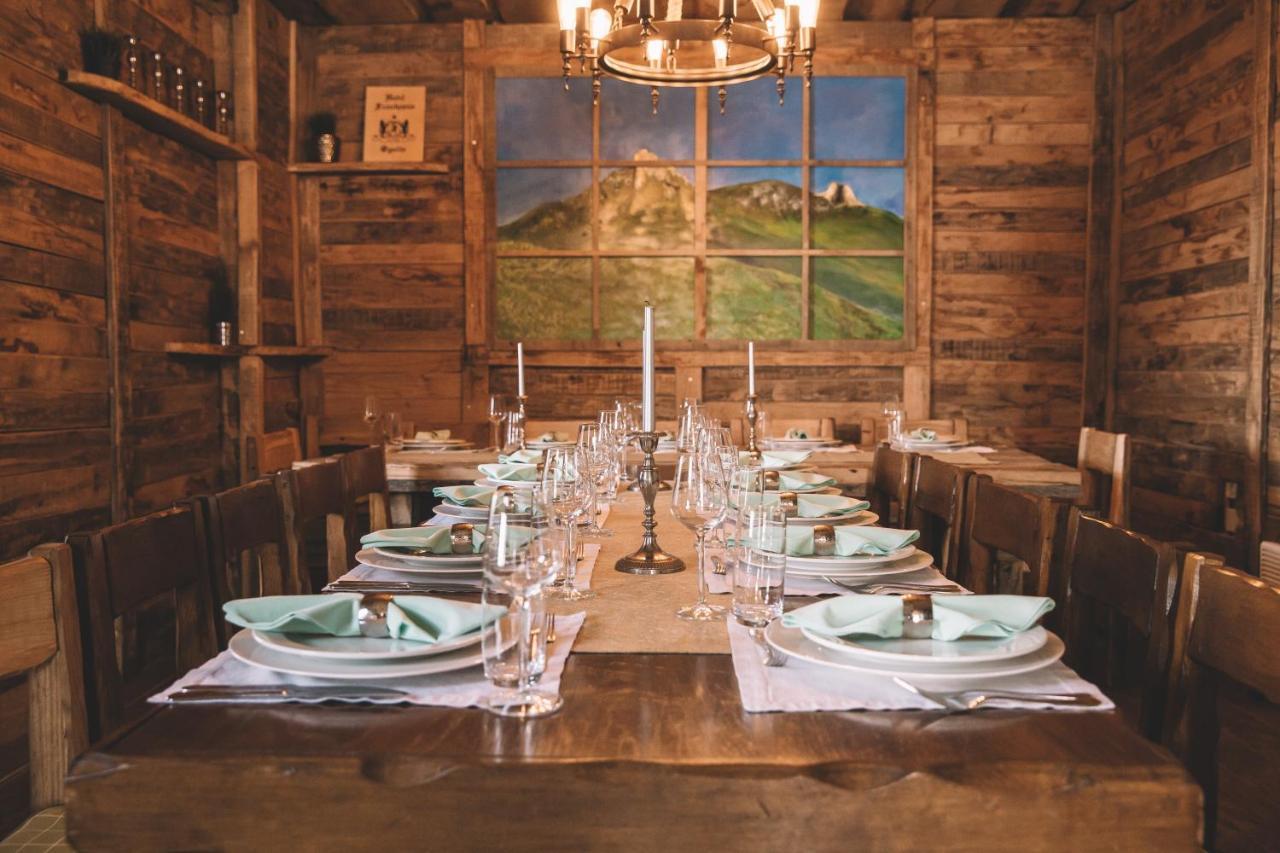אוגולין Heritage Hotel Frankopan מראה חיצוני תמונה