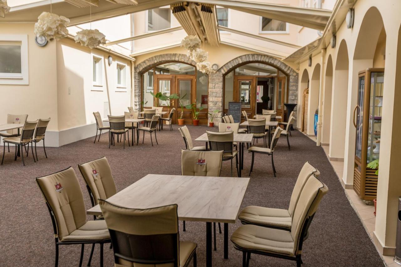 אוגולין Heritage Hotel Frankopan מראה חיצוני תמונה